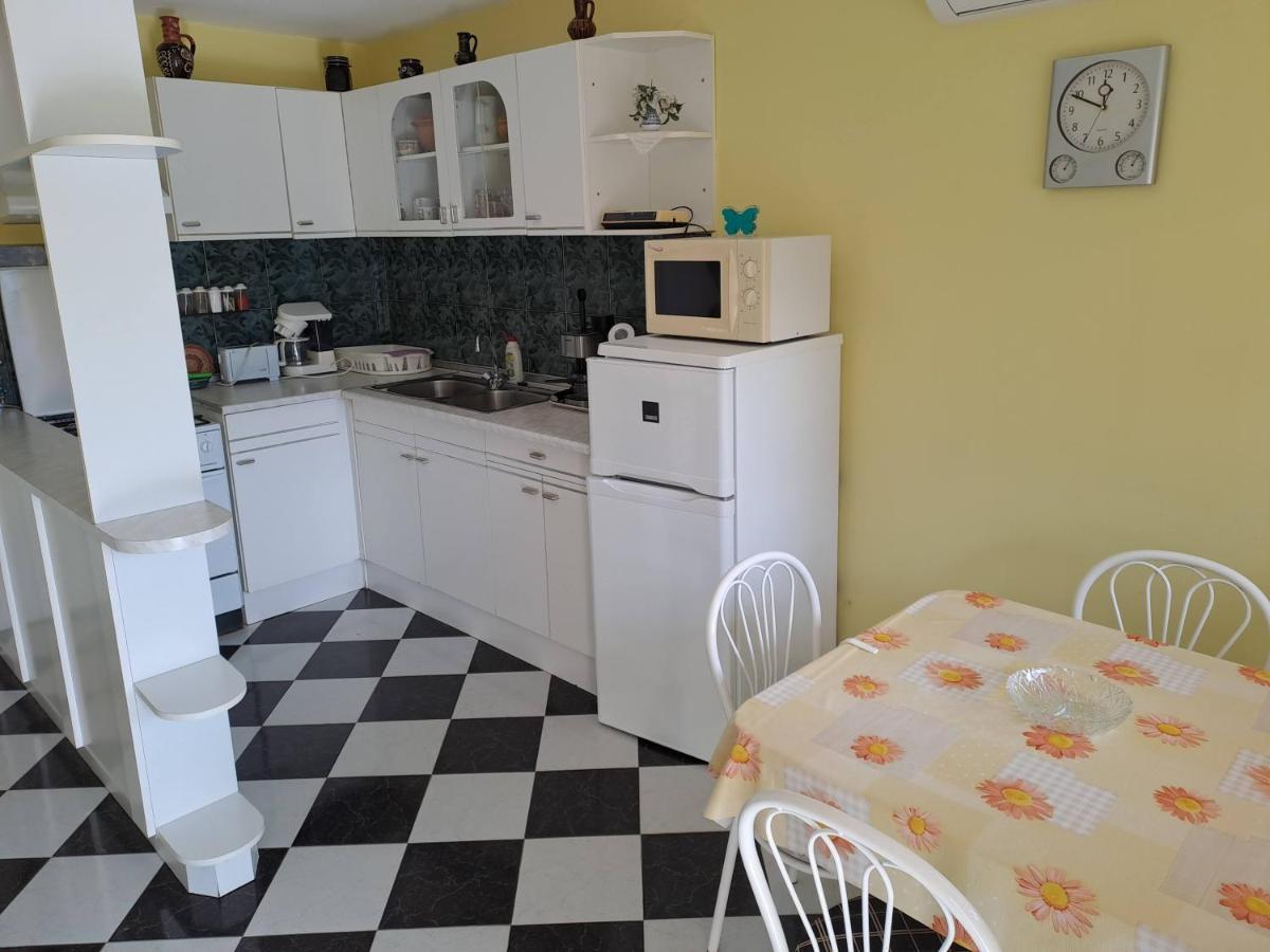 Bianka Apartman Balatonlelle Exterior foto